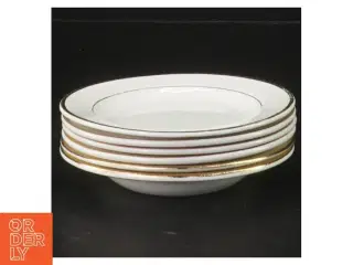 Små hvide porcelæns under tallerkener (str. Ø. 10 cm. 6 styk)