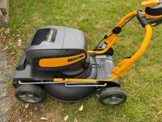Stiga Batteriplæneklipper med selvtræk