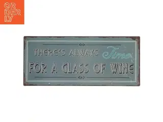 Vægskilt med tekst fra Lafinesse (str. 30,5x13 cm)