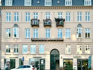 Velindrettet kontorlejemål i Hellerup