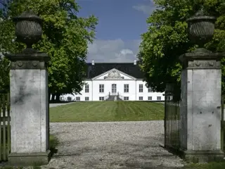 Turebyholm Slot kan lejes ! Midtsjælland
