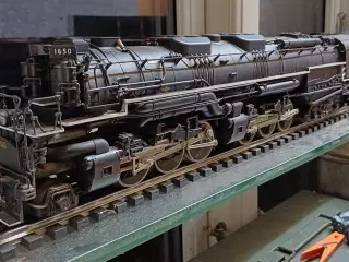 O scale Damplokomotiv