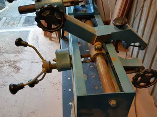 Trædrejebænk - drejediameter ca. 30 cm