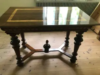 antikt bord 