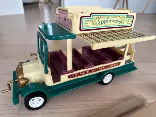 Sylvanian Applewood bus