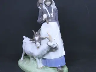 Royal Copenhagen Porcelænsfigur Pige med geder