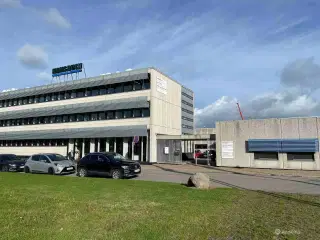 Regulært isoleret og opvarmet lager