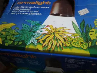 Plante- / vækst-lampe med 100 w pære