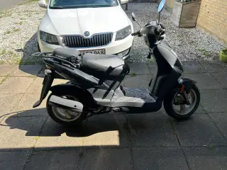 Kymco agility 50 scooter 2015