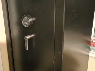 Lækkert våben skab