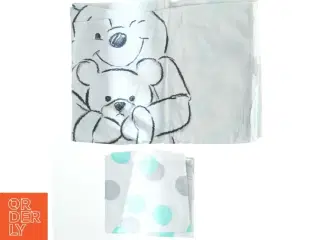 Sengetøj med bamse design (str. 45x40 og 96x140 cm)
