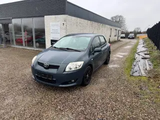 Toyota Auris 1,4 D-4D Luna