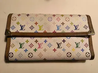 Louis Vuitton LV
