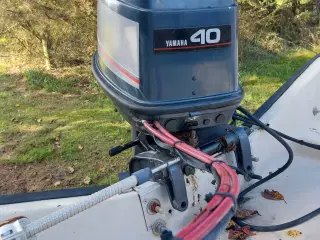 Yamaha 40 hk med powertrim