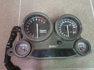 Kawasaki ZX 10 Speedometer hus comp