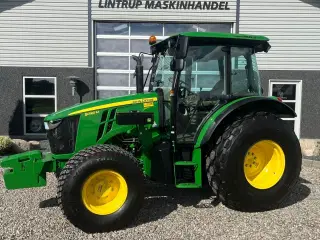 John Deere 5090 M Med græsdæk
