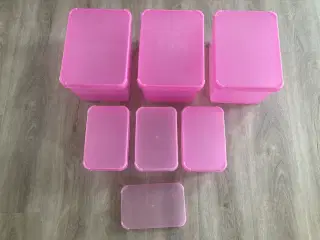 6 plastikkasser med låg