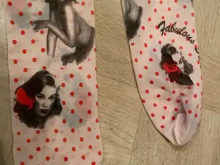 Flotte nylonstrømper str small