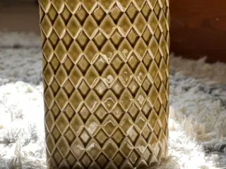 Arabia vase