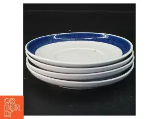 Sæt af 4 underkopper med blå kant fra Noritake (str. Ø 15 cm)