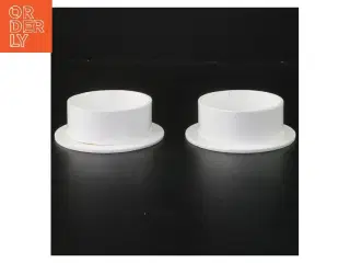 Runde hvide plasticstykker (str. 2 stk Ø 7,5 cm)