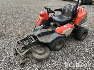 Græsslåmaskine Husqvarna P524 AWD