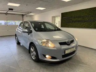 Toyota Auris 1,6 VVT-I Linea Luna 124HK 5d