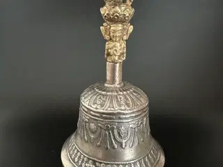 Antik tibetansk tempelklokke af bronze sælges  