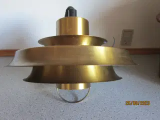 vitrika messing lampe
