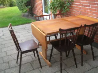 Spisebord massivt+5 Farstrup pindestole fra 1972