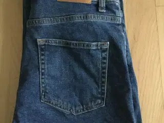 Nye jeans fra NA-KD str 38