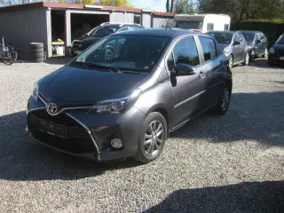 Toyota Yaris 1,3 VVT-I T2 Limited Edition 100HK 5d 6g