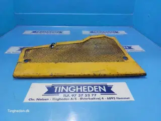 Ford 8210 Grill R. F0NN10N333AA11B