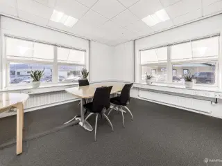 Kontorlejemål på 645 m²