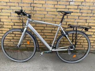 Nyserviceret Nishiki race hybrid pro sl m. 24 gear
