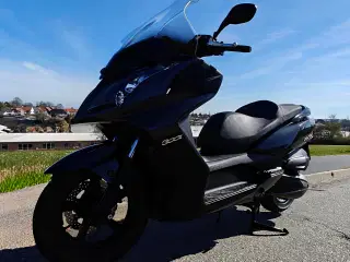 Kymco Downtown 300