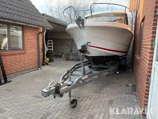 Motorbåd Beneteau Antares 7.80