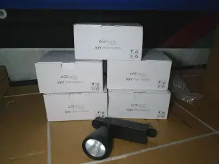 5 stk. lamper t/lysskinne, sorte