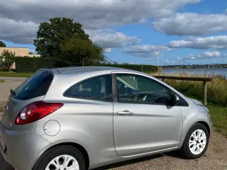 Økonomisk FORD KA sælges - 2013 model 