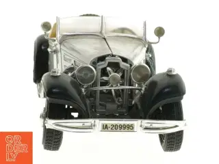 Modelbil af Mercedes-Benz SSK (str. 25 cm)