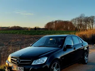 2012 Mercedes-Benz C200