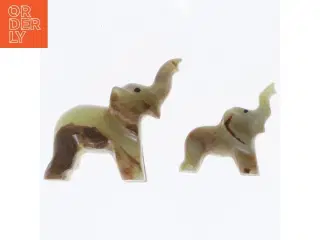 Udskårne sten elefanter (str. 5 cm. og 3,5 cm)