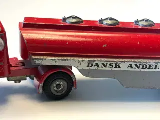 TEKNO...Scania Vabis 76 D. A. K. tankbil