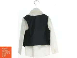 Børne skjorte med vest og butterfly fra H&M (str. 104)
