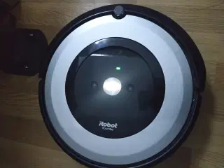 IRobot Roomba E5 