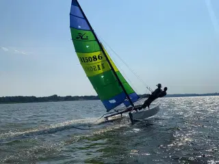 Vel sejlende Hobie Cat