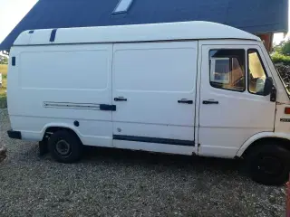 Mercedes Benz 