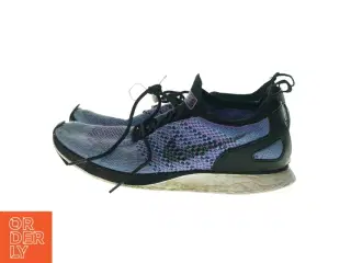 Sneakers fra Nike (str. 43)