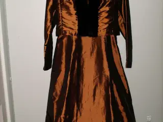 Galla kjole