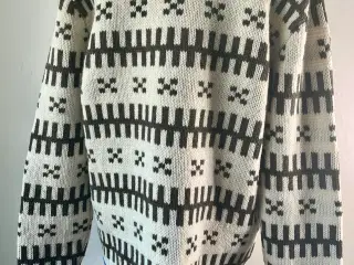 Mads Nørgaard, sweater, str L